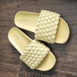 Universal Thread Slides